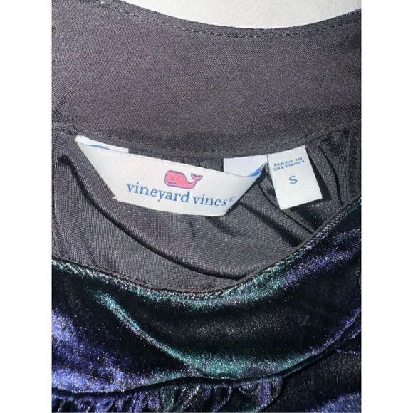 Vineyard Vines velvet plaid top Small - Picture 4 of 7